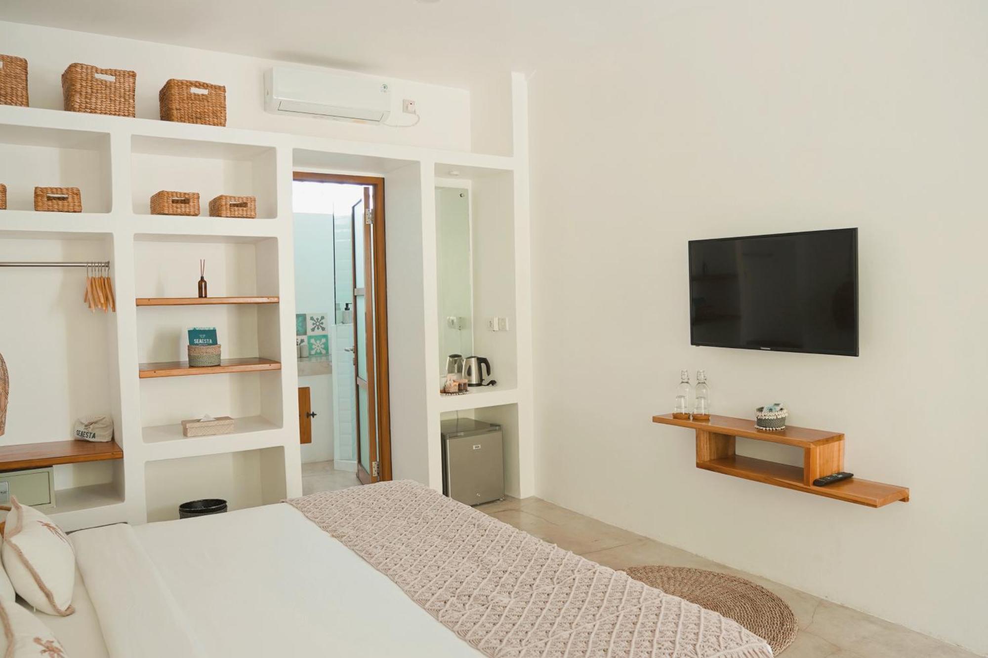 Seaesta Komodo Hostel & Hotel Labuan Bajo Kültér fotó