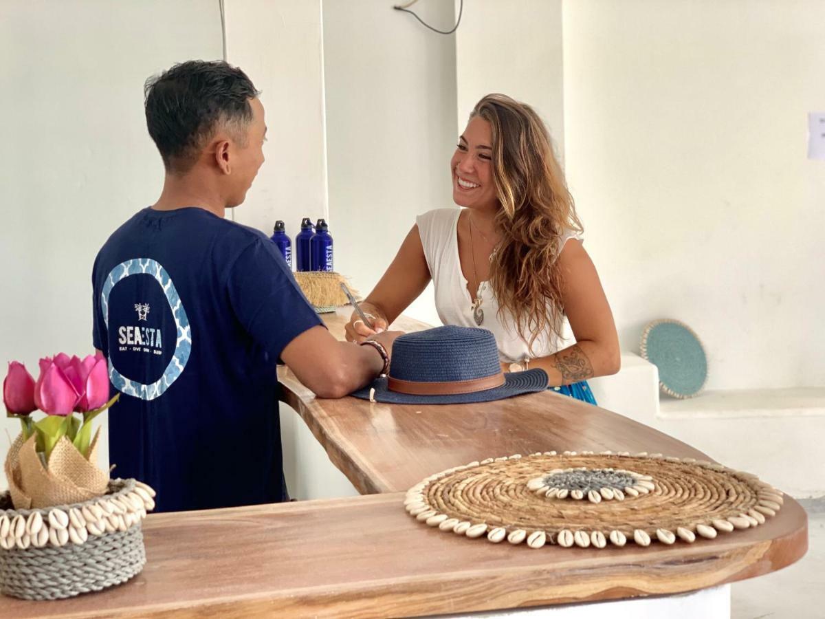 Seaesta Komodo Hostel & Hotel Labuan Bajo Kültér fotó